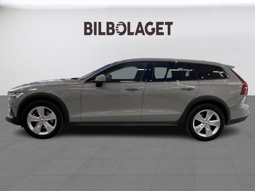 Bild 2 av Volvo V60 Cross Country B5 AWD Bensin Core