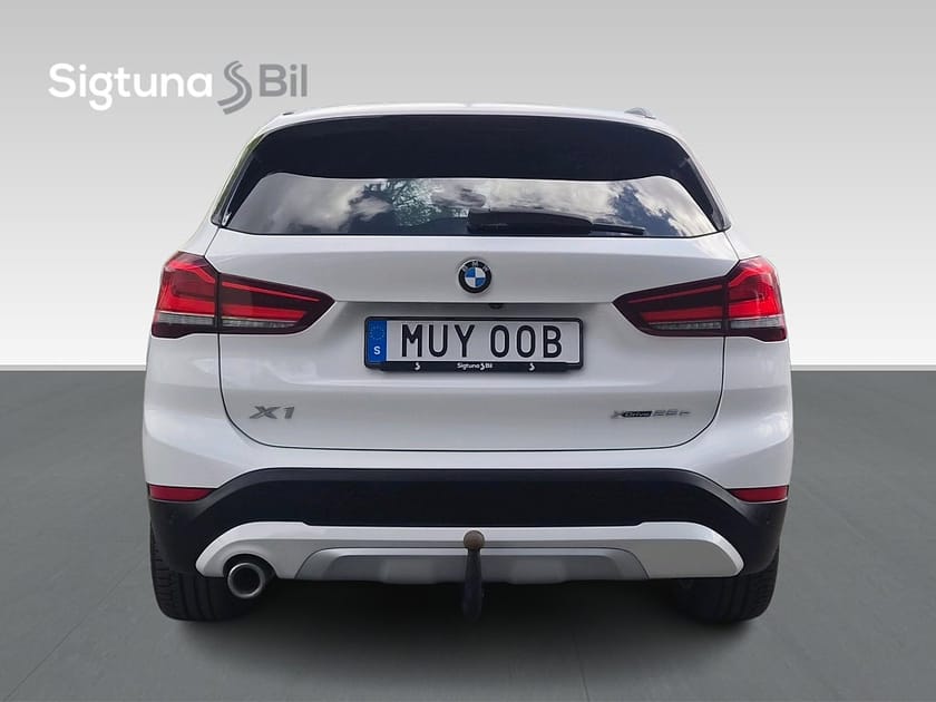 Bild 5 av BMW X1 xDrive25e xLine / Head up / Drag / Pano / Backkamera