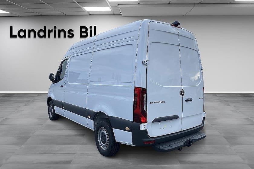 Bild 5 av Mercedes-Benz Sprinter 317 CDI RWD Panel Van A2 Aut Lagerbil för snabb leverans