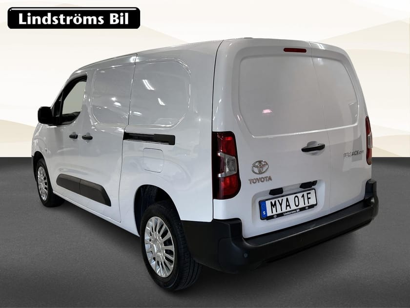 Bild 4 av Toyota ProAce City COMFORT LONG AUT 130HK Moms Vinterhjul