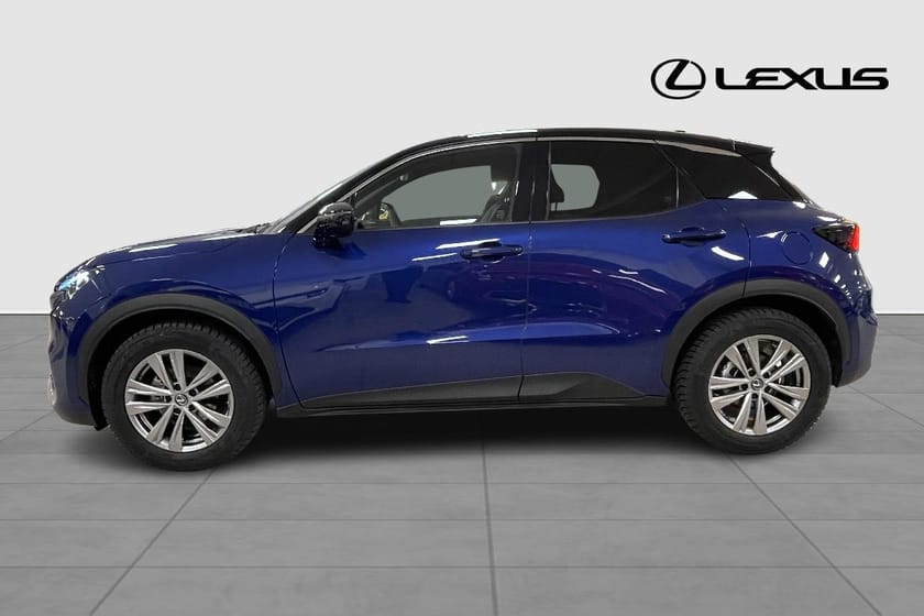 Bild 2 av Lexus LBX 1.5 E-CVT EMOTION TECH V-HJUL