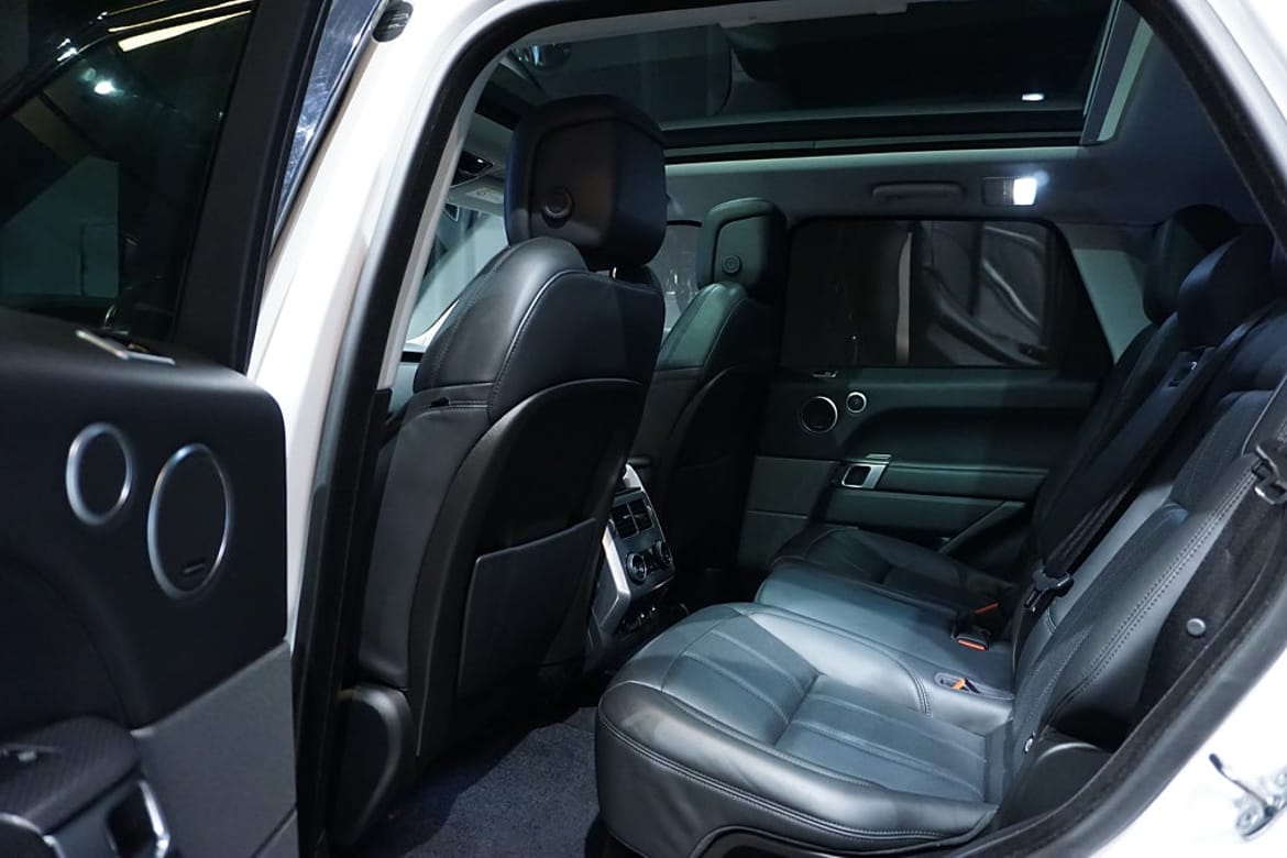 Land Rover Range Rover Sport 2020 - miniatyr 12