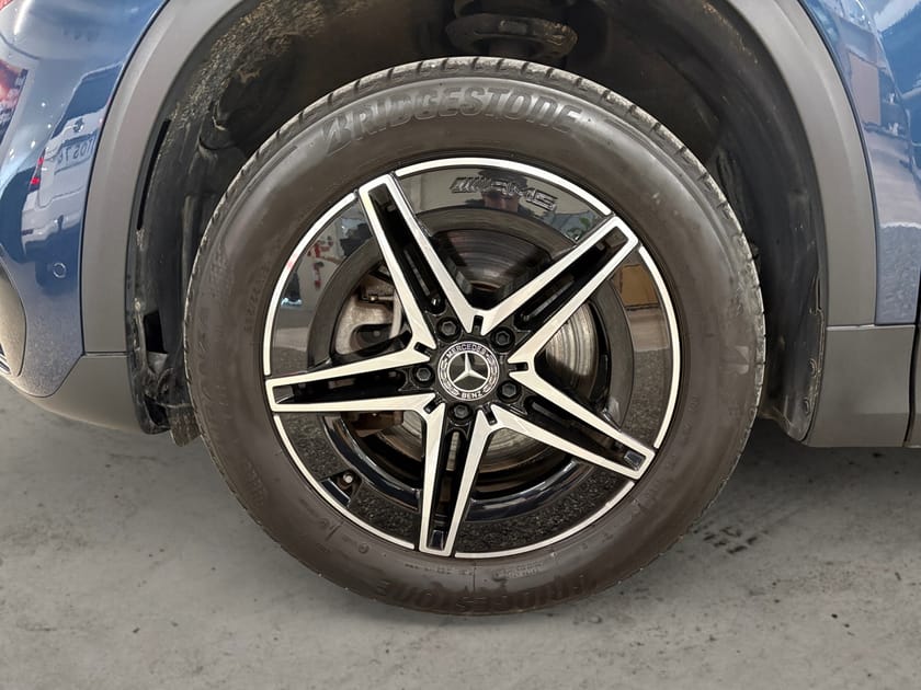 Bild 4 av Mercedes-Benz EQA 250 AMG LINE 190 HK