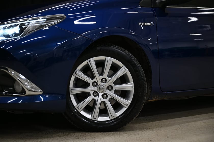 Bild 3 av Toyota Auris Touring Sports Hybrid 136HK Drag|Backkamera|M/K-Värmare