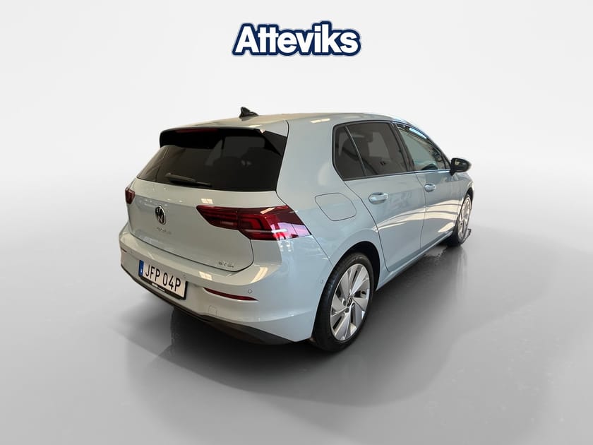 Bild 3 av Volkswagen Golf LIFE 1.5 ETSI 150hk *P.värmare/Backkamera*