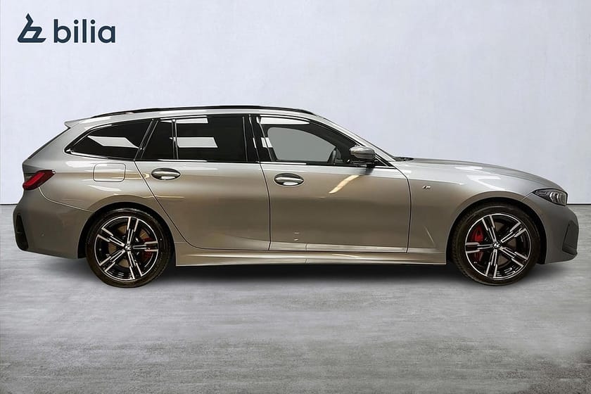 Bild 2 av BMW 320d xDrive Touring 320 xDrive/ Innovation/ Comfort/ Värmare/ Panorama/ Drag