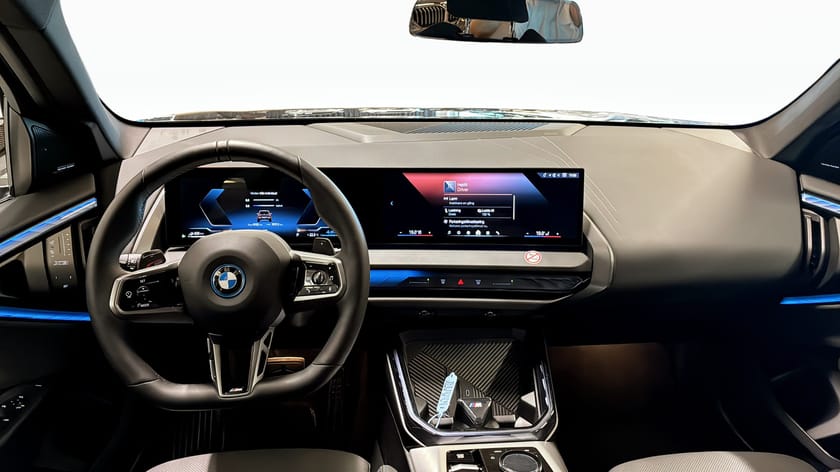 Bild 4 av BMW X3 30e xDrive M SPORT KAMERA NAVI