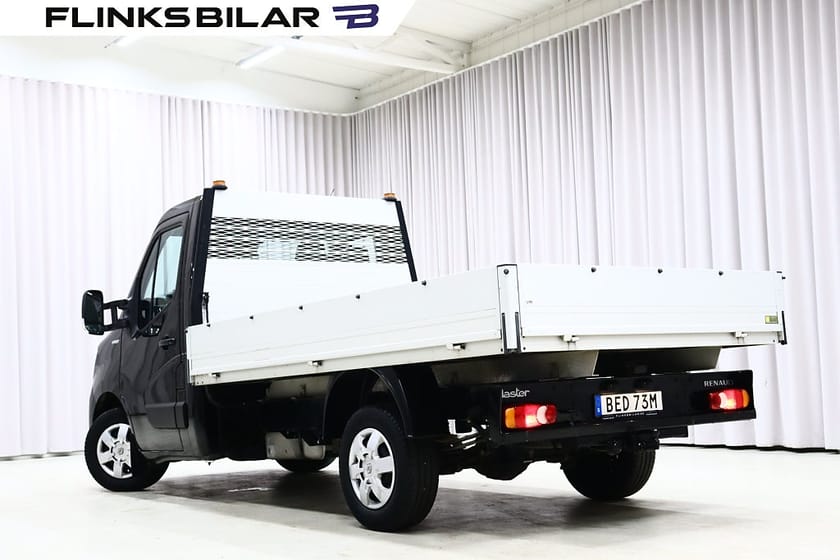 Bild 4 av Renault Master Chassi Cab 2.3 dCi 145HK L3|Flak|Drag|Värmare|GPS|Backkamera