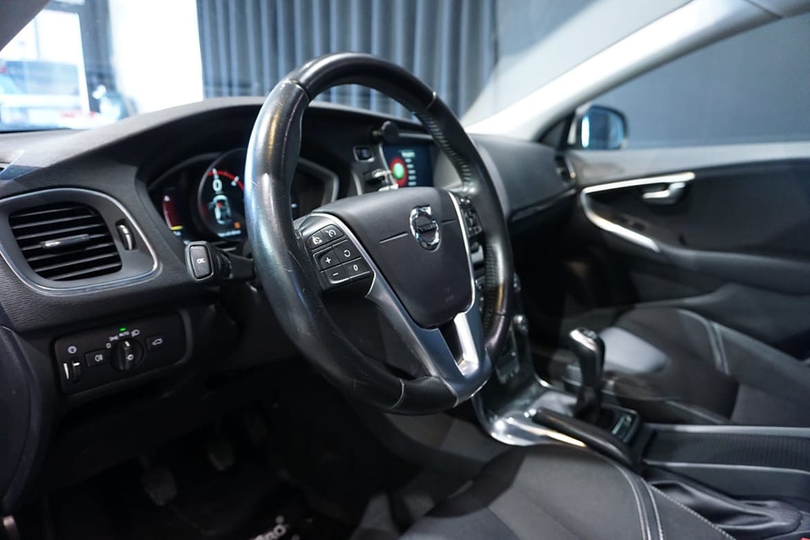 Volvo V40 2017 - miniatyr 11