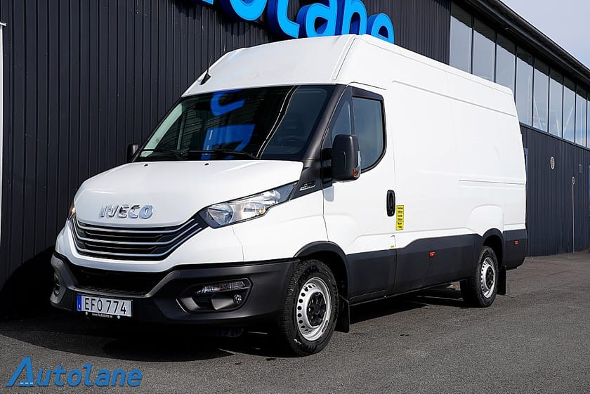 Bild 3 av Iveco Daily 35-140 Van 2.3 JTD Hi-Matic, 3-sits, MOMS, Webasto 136hk
