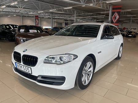 BMW 520d xDrive Touring 190 hk VÄRMARE DRAG