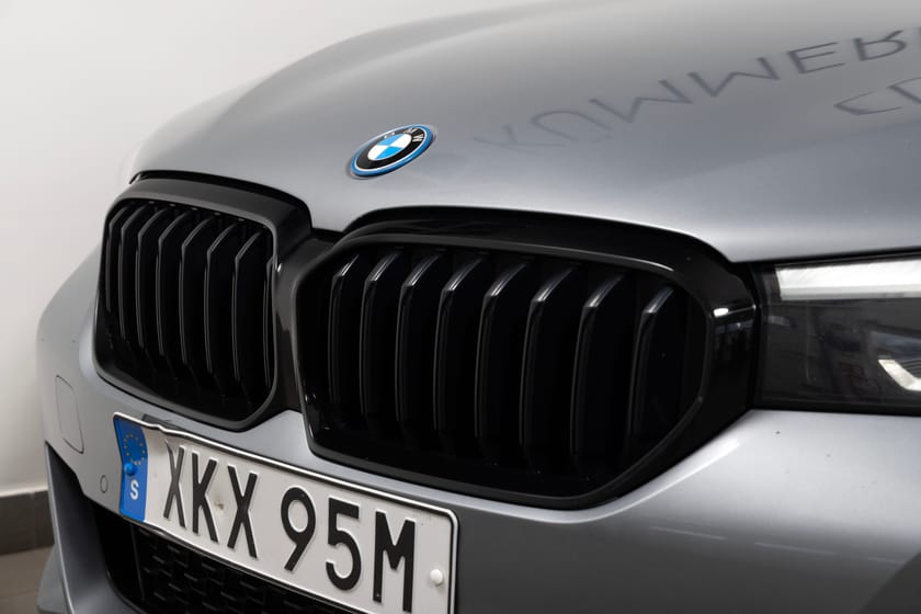 Bild 3 av BMW 530e xDrive Touring Steptronic 292hk Shadowline/HiFi/Drag