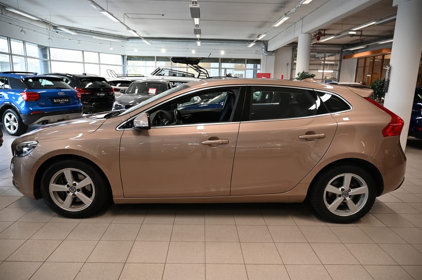 Bilde 2 av Volvo V40 