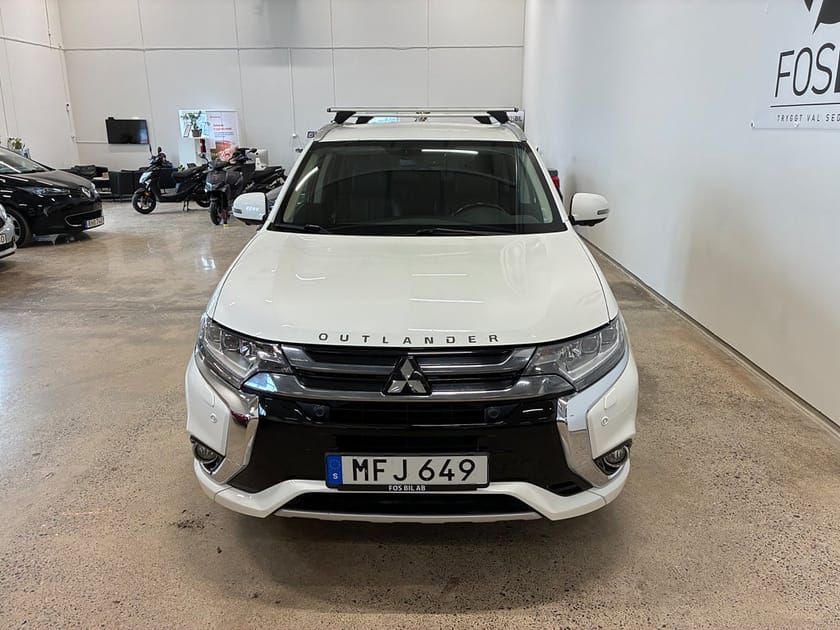 Bild 5 av Mitsubishi Outlander PHEV *RÄNTEKAMPANJ 3.45%* CVT Business Drag SoV Nav