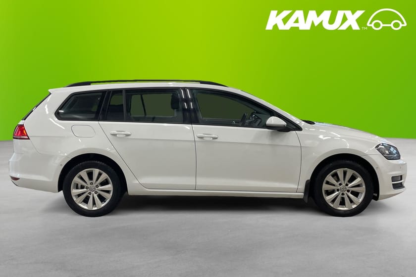 Bild 2 av Volkswagen Golf Sportscombi Kombi 1.6 TDI Värm Kamera Drag 105hk