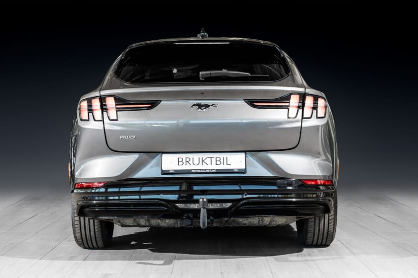 Bilde 4 av Ford Mustang Mach-E Long Range AWD First Edition Topputstyrt|Krok|Pano|Bytte|1-eier
