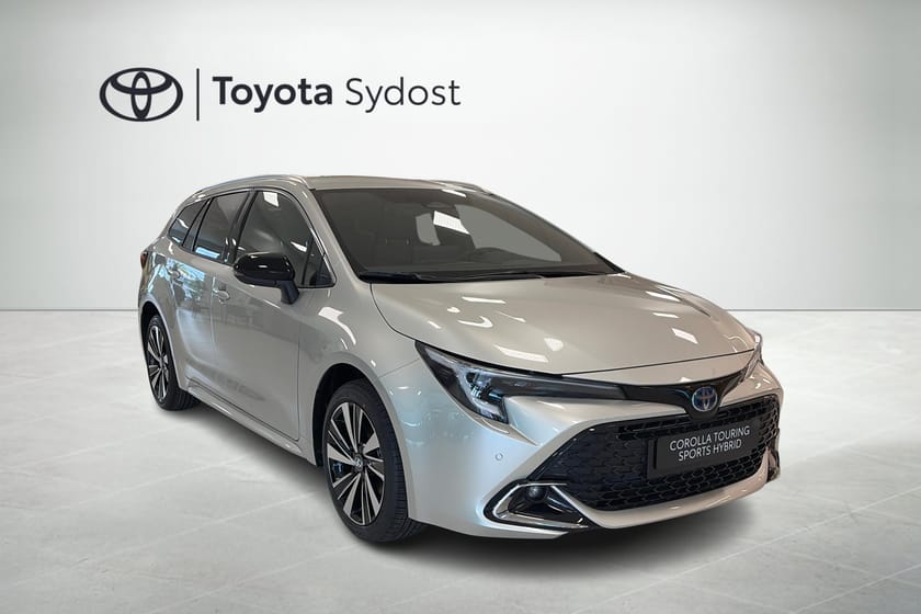 Bild 1 av Toyota Corolla Touring Sports Hybrid 1.8 HSD TS Style Teknikpaket Backkamera BSM Sensorer