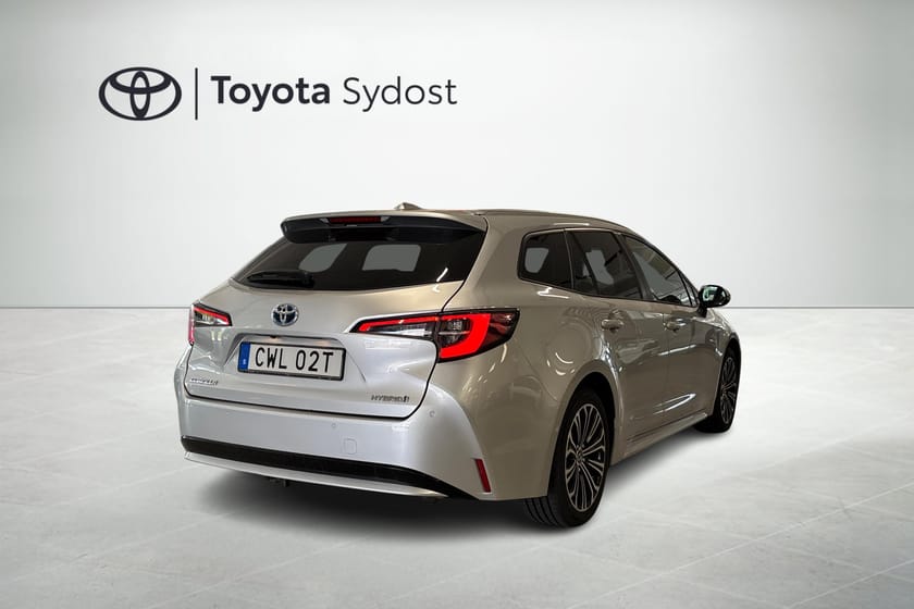 Bild 2 av Toyota Corolla Touring Sports Hybrid 1,8 STYLE TEKNIK PAKET