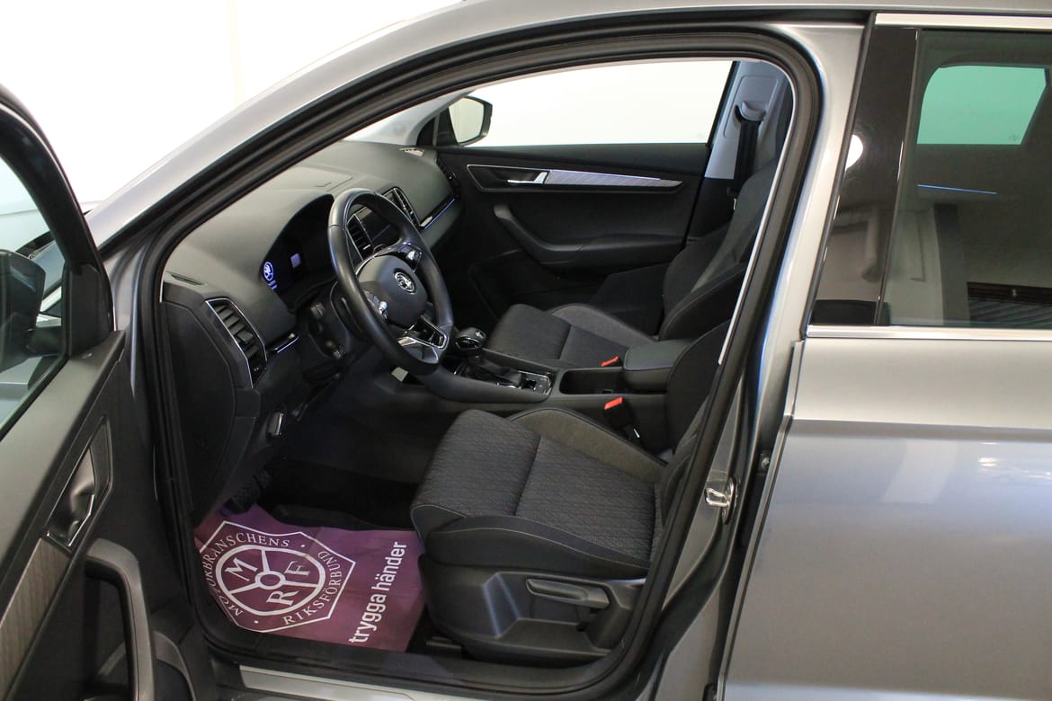 Škoda Karoq 1.5 TSI DSG Sekventiell, 150hk, 2023