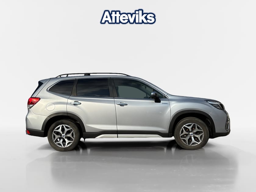 Bild 2 av Subaru Forester e-Boxer Backkamera/Drag