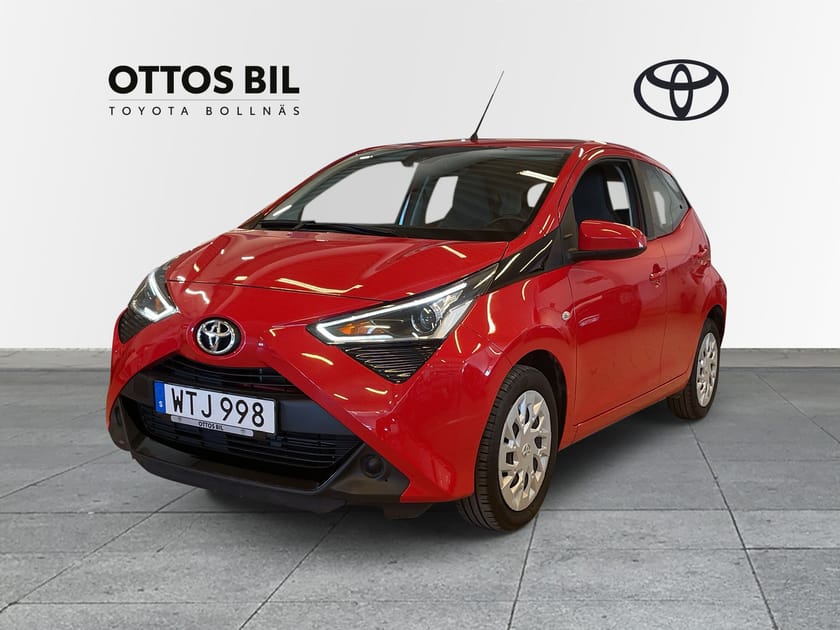 Bild 1 av Toyota Aygo 5-dörrar 1.0 VVT-i x-shift, 72hk - X-play / V-hjul