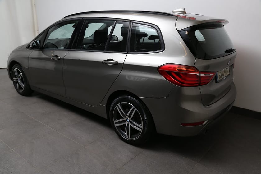Bild 4 av BMW 218d Gran Tourer 218 Sport line Aut Kamera Drag 7-Sits