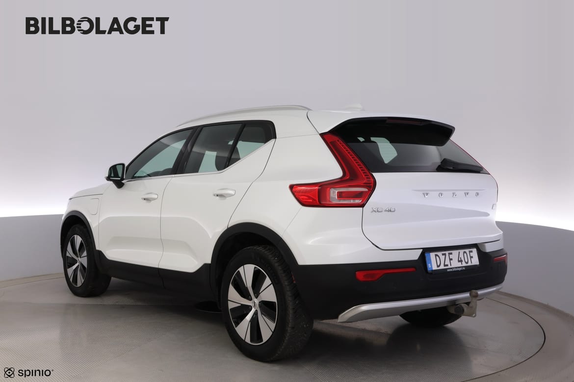 Volvo XC40 2023 - miniatyr 4