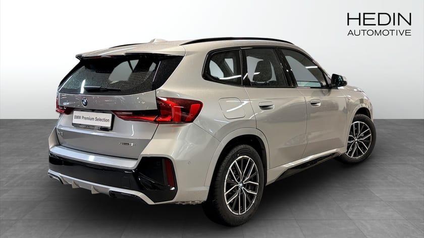 Bild 2 av BMW X1 sDrive18i sDrive 18i M sport Drag Backkamera