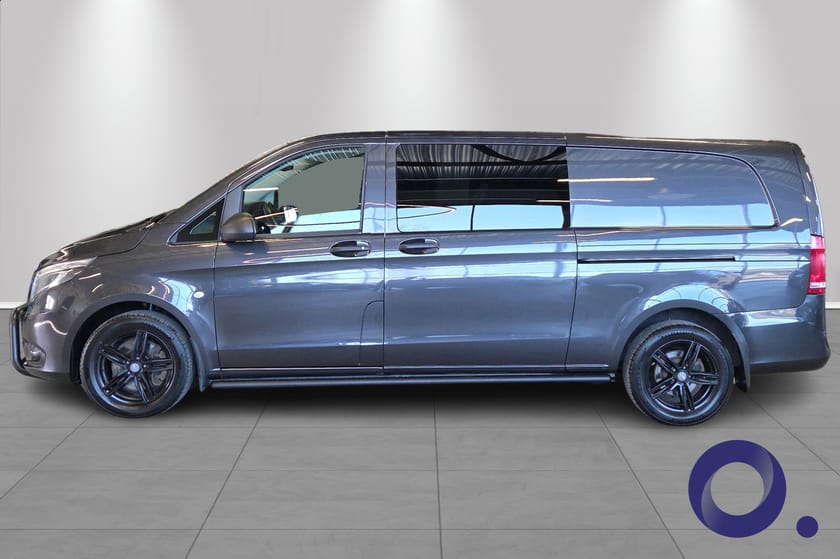 Bilde 2 av Mercedes-Benz Vito 119 CDI 4x4 3.2t A3 | Hengerfeste, Adaptiv Cruise ++