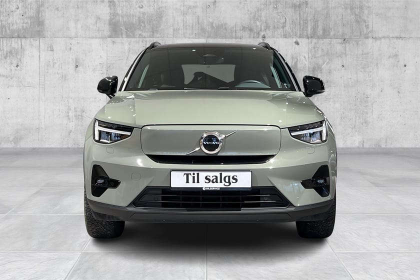 Bilde 2 av Volvo XC40 Recharge Twin motor Plus-Ryggekamera-Voc-Google-Varmepumpe