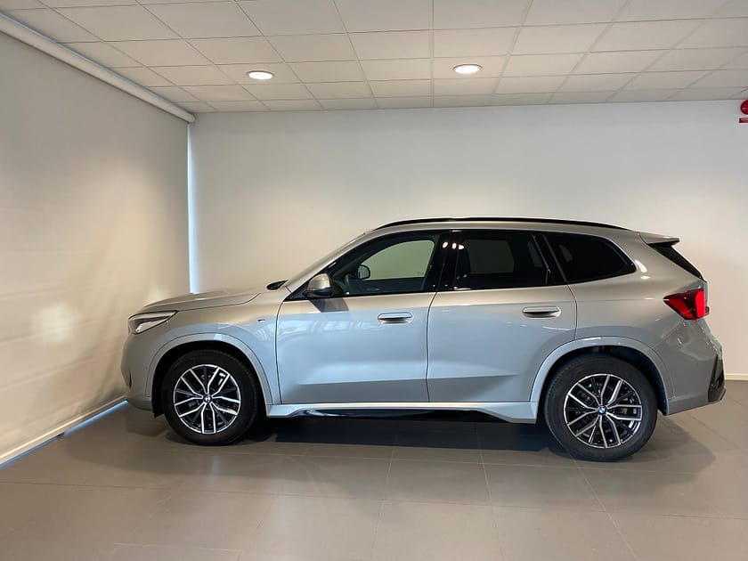 Bild 2 av BMW X1 sDrive18i 4,95% ränta M-Sport Rattvärme Drag