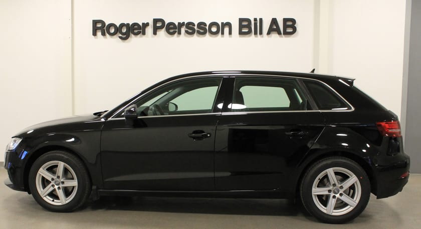 Bild 2 av Audi A3 Sportback 35 TFSI 150 HK |Adaptiv farthållare|Sound|