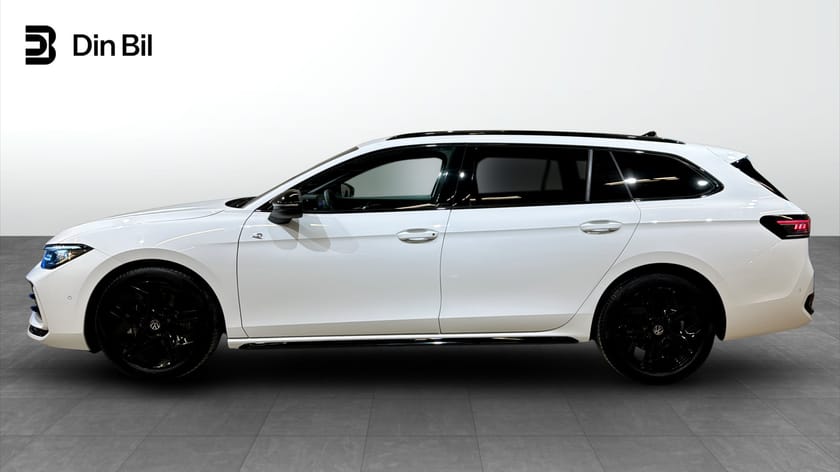 Bild 2 av Volkswagen Passat Sportscombi R-Line Black TDI193 DSG 4M Drag