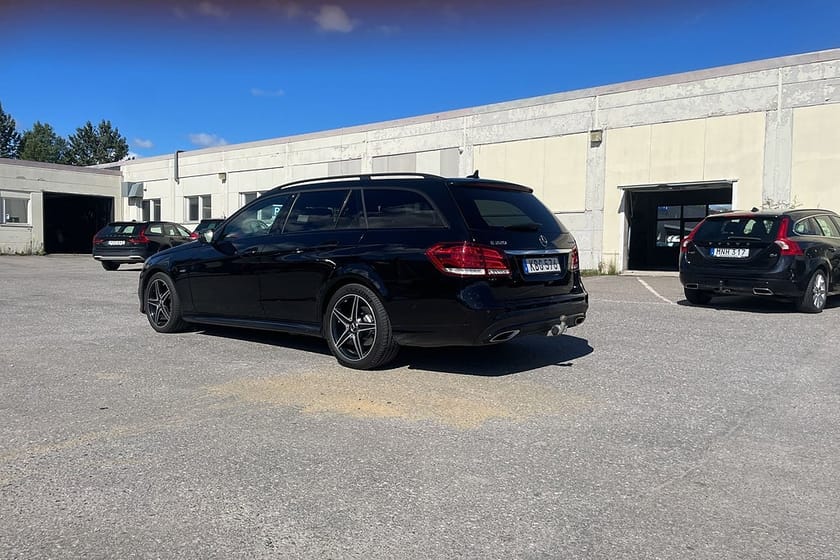 Bild 5 av Mercedes-Benz E 220 T BlueTEC 9G-Tronic Avantgarde Euro 6 Drag M&K AMG