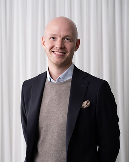 ERIK HJERPE-ALM - Försäljningschef företag