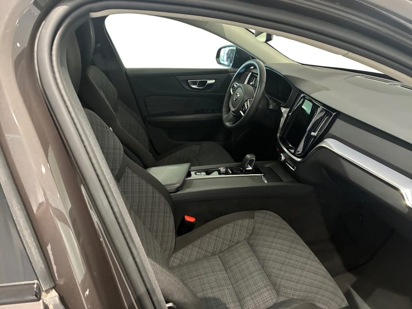 Bild 5 av Volvo V60 Cross Country B4 AWD Diesel Core