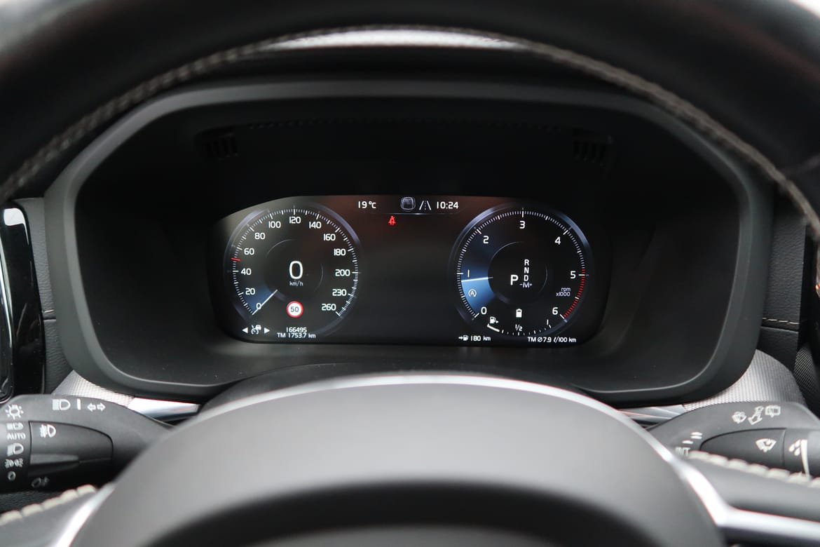 Volvo XC60 2020 - miniatyr 9