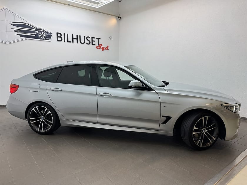 Bild 2 av BMW 320d xDrive GT 320 184hk M Sport Krok/19"Fälgar/Nyservad
