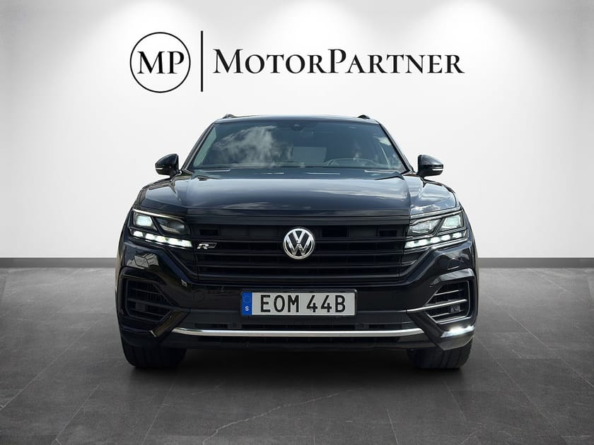Bild 2 av Volkswagen Touareg 4.0 V8 TDI 4M Pano Dynamic Värmare VOSSEN Kamera 421hk
