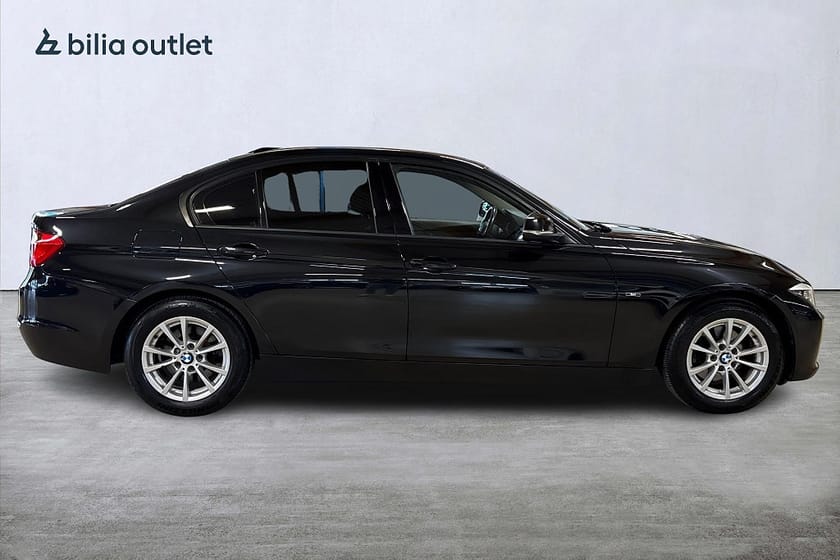 Bild 5 av BMW 320d Sedan 320 Sportline / P-Sensor / Nyservad