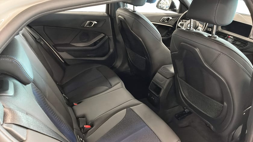 Bild 5 av BMW 118i M Sport Automat Live Cockpit Pro Förvaringspkt Apple Carplay