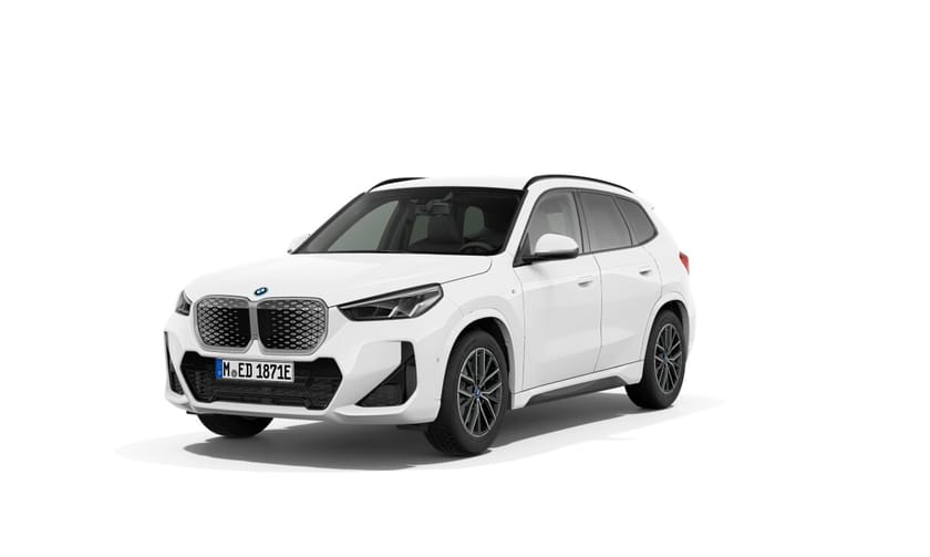 Bild 1 av BMW iX1 eDrive20 M Sport/ Drag / Rattvärme / Tonade rutor/ BiliaDays26