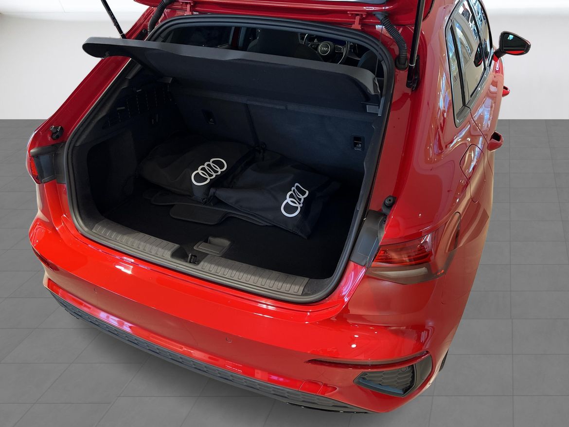 Audi A3 2023 - miniatyr 10