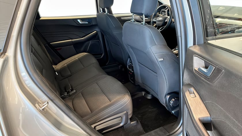 Bild 5 av Ford Kuga Plug-In Hybrid Titanium Phev 225hk | Privatlease fr.4395:-/mån