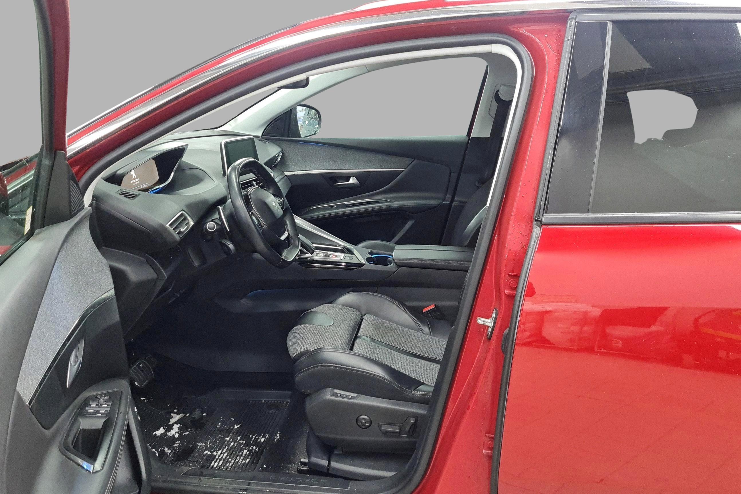 Thumnail bilde 3 av Peugeot 3008