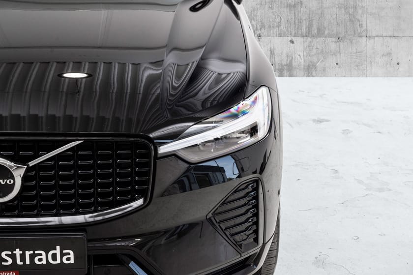 Bilde 4 av Volvo XC60 T6 R-Design, El.sete, Panorama soltak, Kamera, Navi