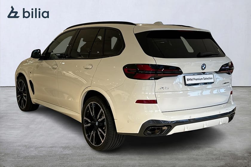 Bild 2 av BMW X5 xDrive50e xDrive 50e M-Sport | DEMOBIL | Drag | H&K | 360 kamera