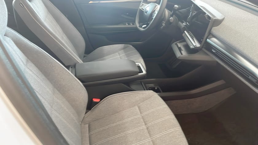 Bild 3 av Renault Scenic E-Tech ELECTRIC EVOLUTION+ 60 KWH STANDARD