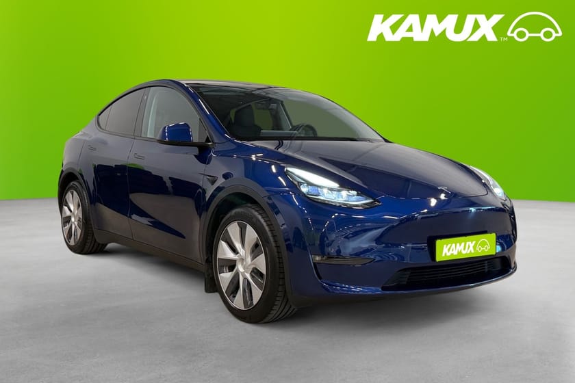 Bild 1 av Tesla Model Y Long Range AWD Pano Drag MOMS GRILL PÅ KÖPET