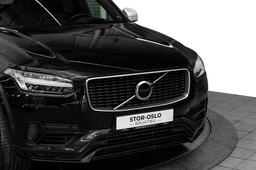 Bilde 2 av Volvo XC90 T8 AWD R-design 407hk/Skinn/HUD/Web/ACC/Krok/Luft/Pan